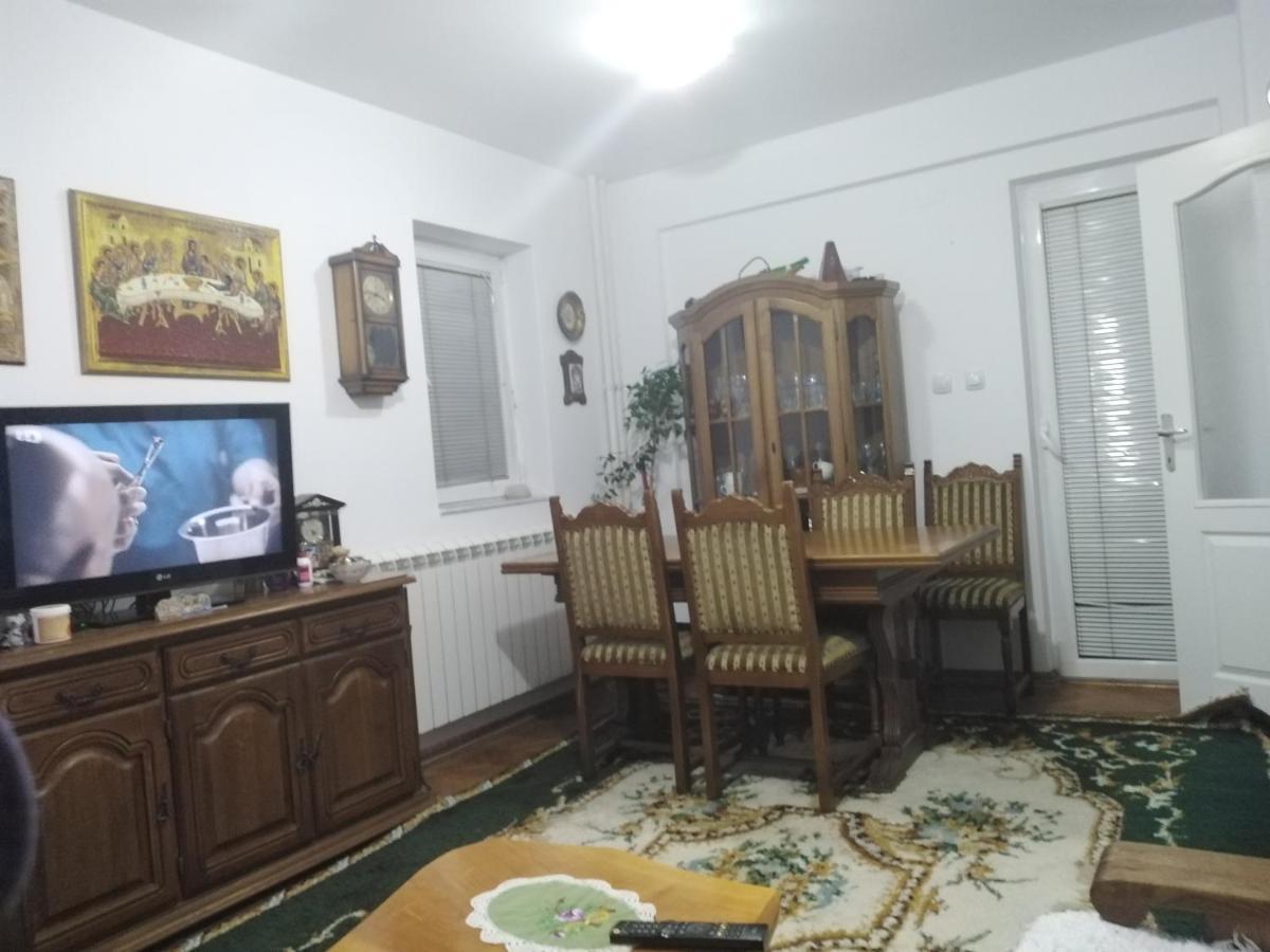 Kraljevski Apartman Kraljevo Exteriör bild